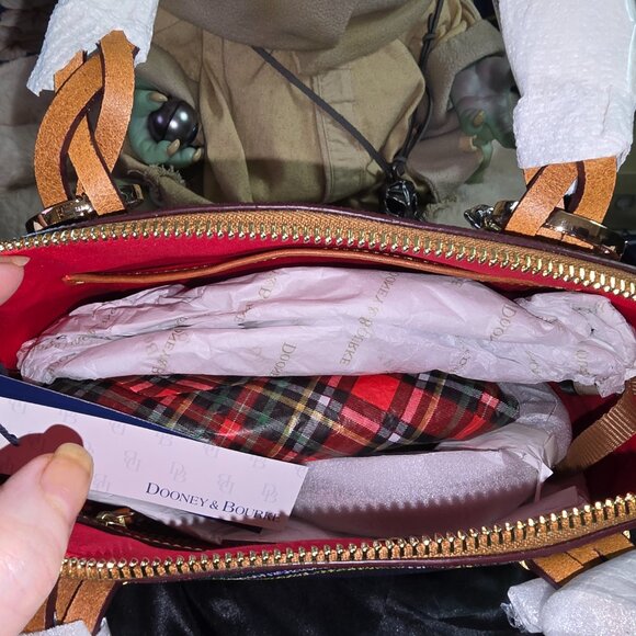 Dooney & Bourke Windsor Tartan Small Heidi Satchel w/Extras - new - Picture 7 of 11